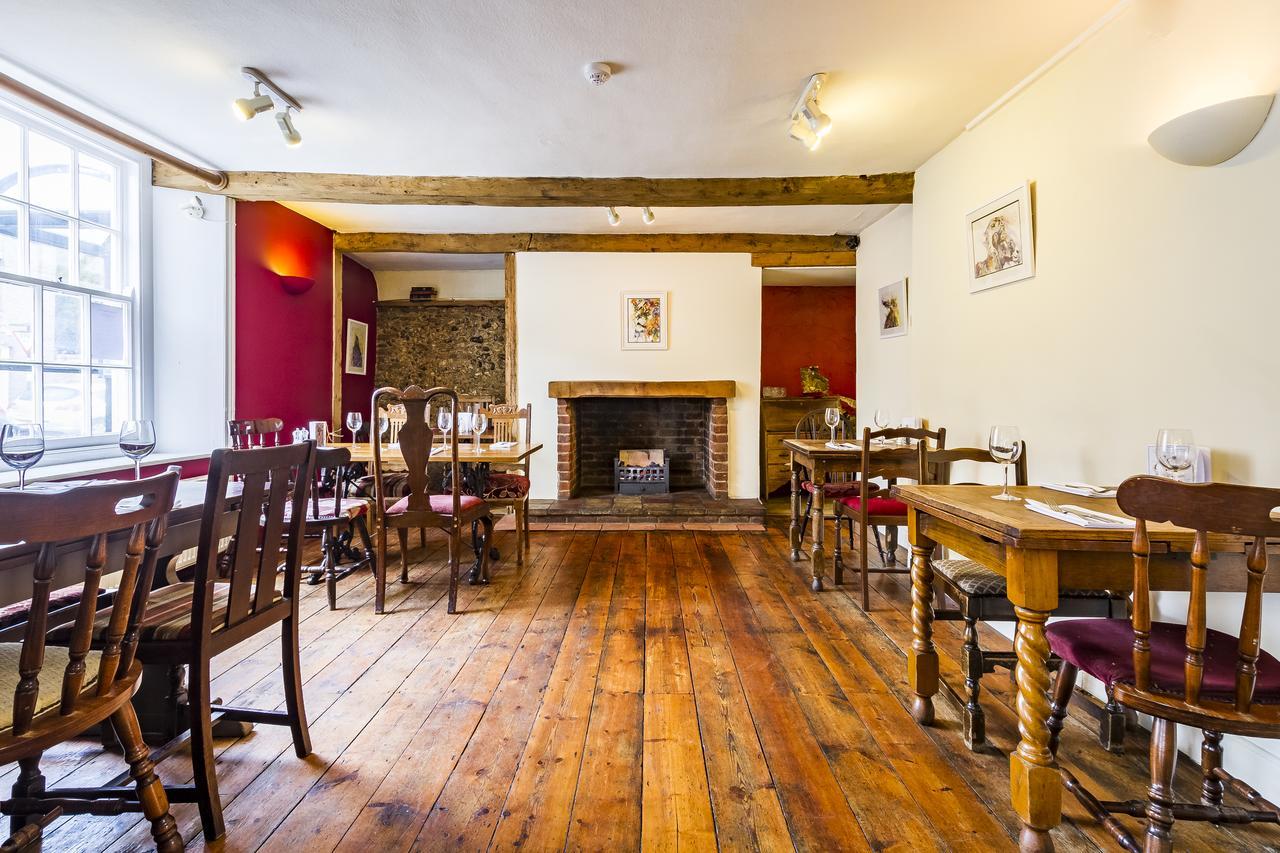 The Castle Inn บันเก ภายนอก รูปภาพ